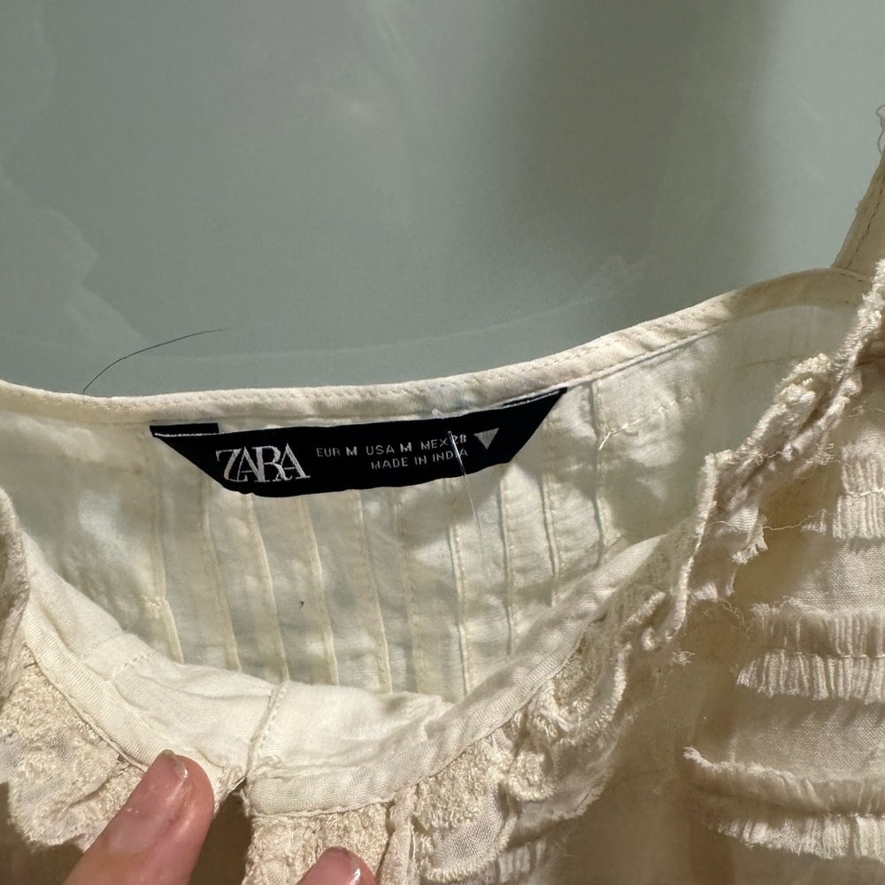 Zara Ivory Ruffle Button Tank Top - Picture 3 of 5